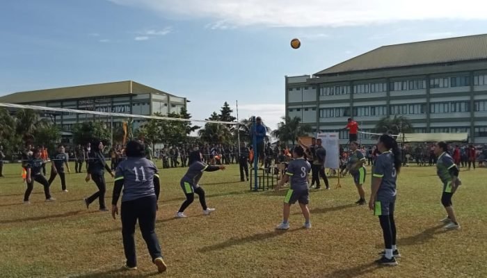 Diperkuat 4 Pemain Persit Kodim Minahasa, Tim Bola Voli Putri Persit Koorcabrem Santiago Raih Tiket ke Semifinal Tournament Volley Ball Kodam Merdeka