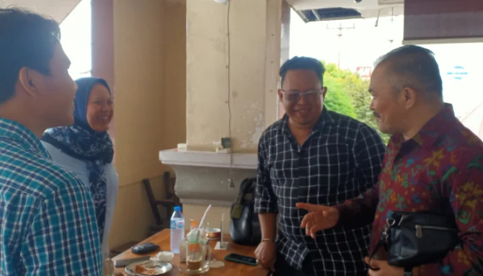 Pengacara Kondang Kamaruddin Simanjuntak Siap Tarung di Pilkada Sulut