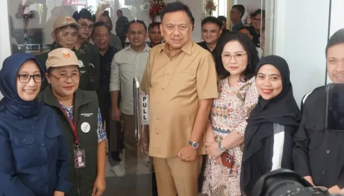 Olly Dondokambey Apresiasi Petugas Pantarlih KPU