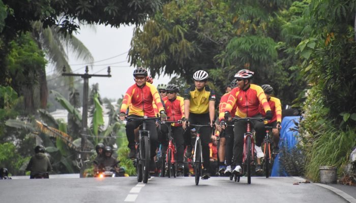 Semarakkan HUT ke-79 Republik Indonesia, Pangdam Gowes Bersama PJU Kodam XIII/Merdeka