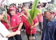 Pemprov Sulut Salurkan Bibit dan Alat Pertanian