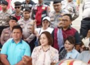 Michaela Paruntu Ajak Pengunjuk Rasa Diskusi 