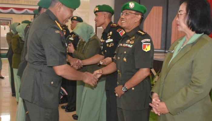 Danrem 131/Santiago Hadiri Sertijab Danbrigif 22/Ota Manasa