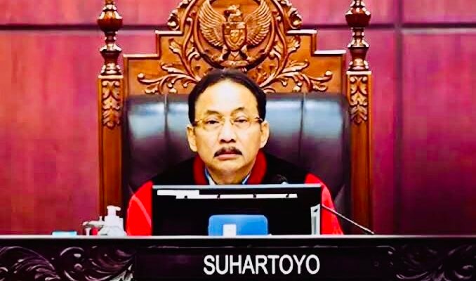 MK Tidak Batalkan Perpanjangan Jabatan Kepala Desa. Simak Penjelasan Lengkapnya