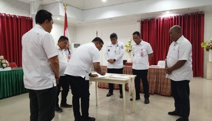 Rapat Perdana Pemkab Sangihe 2025, Bupati Tekankan Beberapa Hal Penting