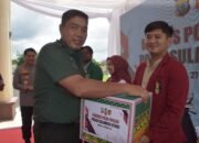 Danrem Santiago Hadiri Baksos Polri Presisi Bersama Mahasiswa Aliansi BEM dan OKP di Polda Sulut