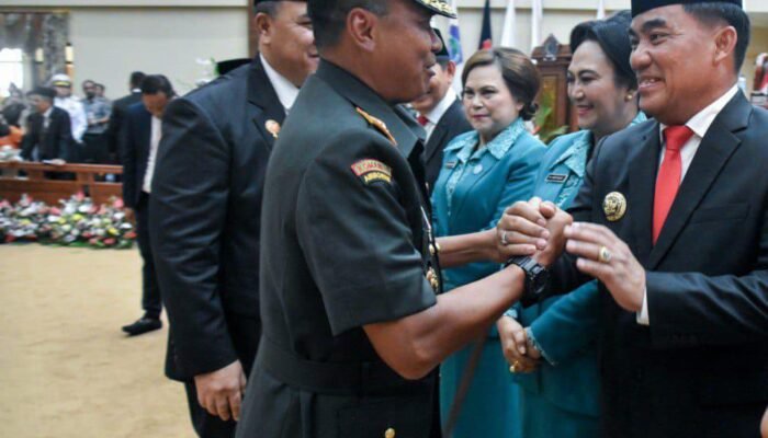 Pangdam XIII/Merdeka Hadiri Sertijab Gubernur dan Wakil Gubernur Sulawesi Utara