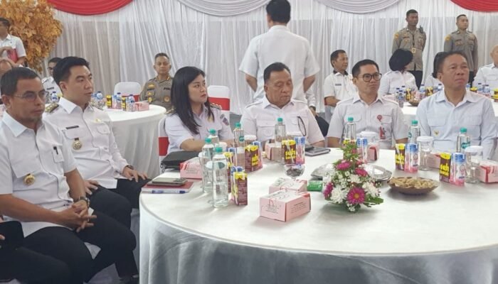 Bupati Michael Thungari Hadiri Rakor Efisiensi APBD 2025