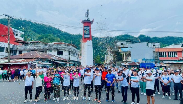 Bupati Michael Thungari Launching Car Free Day