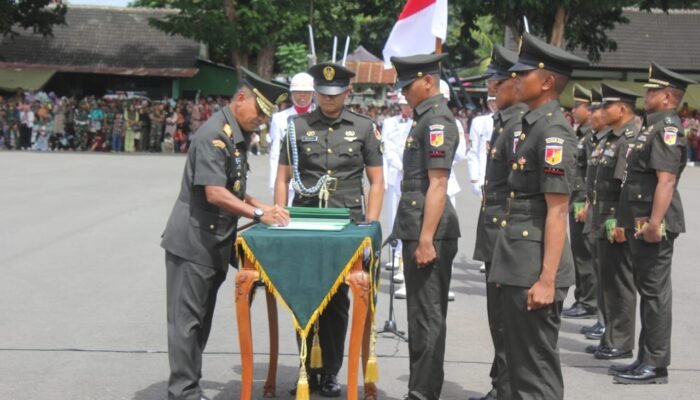 Pangdam XIII/Merdeka Lantik 745 Prajurit Dua, Anak Buruh Tani Jadi Lulusan Terbaik