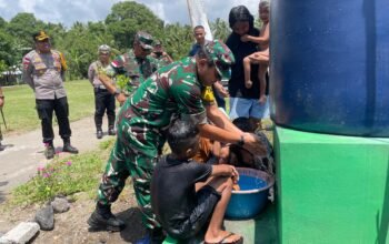 Aslog Kasad Mayjen TNI Adisura Tarigan Tinjau Tandon Air di Kalekube I, Anak-Anak Antusias Nikmati Fasilitas Baru