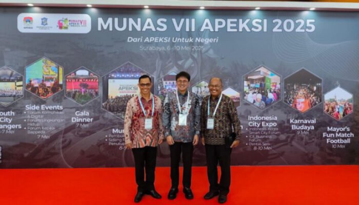 Dihadiri Andrei Angouw, Wamendagri: Jadi Walikota Bukan Ketenaran Tapi Pengabdian