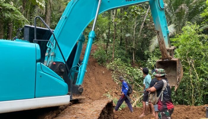 Satgas TMMD Ke-124 Genjot Perintisan Jalan di Desa Pusunge, Capai 1.300 Meter