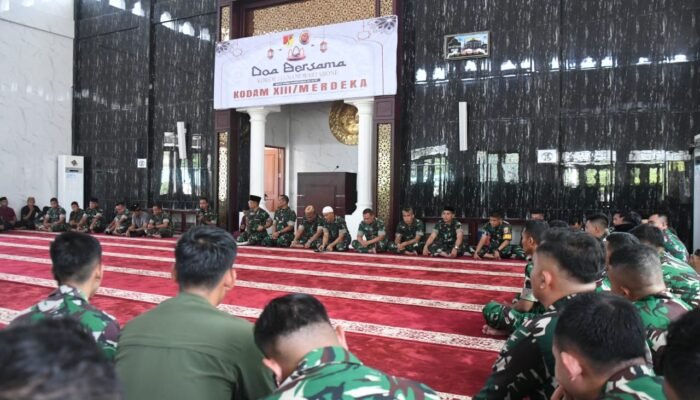 Korem 133/Nani Wartabone Gelar Doa Bersama Peringati HUT ke-67 Kodam XIII/Merdeka