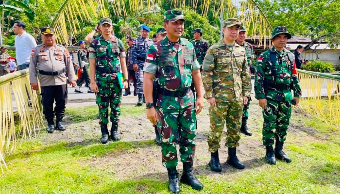 TMMD ke-124 di Sangihe Resmi Ditutup, Kasdam XIII/Merdeka Ajak Pelihara Semangat Kemanunggalan TNI dan Rakyat