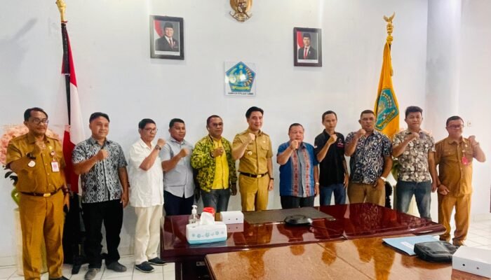 Bupati Sangihe Serahkan Hasil Pemeriksaan BPK, Dukung Transparansi Bantuan Parpol