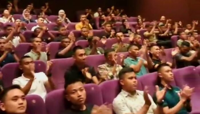 Jajaran Kodam XIII/Merdeka Nobar Film Believe, Kisah Perjalanan Hidup Agus Subiyanto Panglima TNI