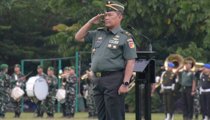 Pimpin Upacara 17-an Bulan Juli 2025, Kapoksahli Pangdam XIII/Merdeka Bacakan Amanat Kasad