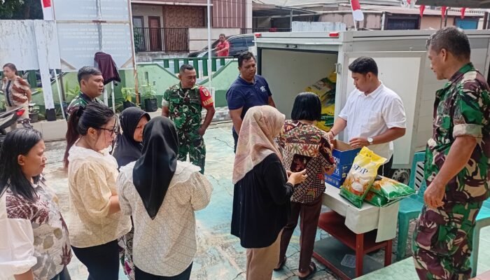 Koramil 1309-01/STB Gelar Bazar Beras Murah di Tengah Harga Sembako Tinggi
