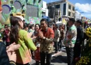 Kasdam XIII/Merdeka Bersama Forkopimda Sulut Hadiri Festival Bunga 2025 di Kota Tomohon