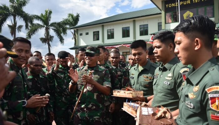 Ulang Tahun, Yonzipur 19/YKN Dapat Kejutan Dari Pangdam XIII/Merdeka