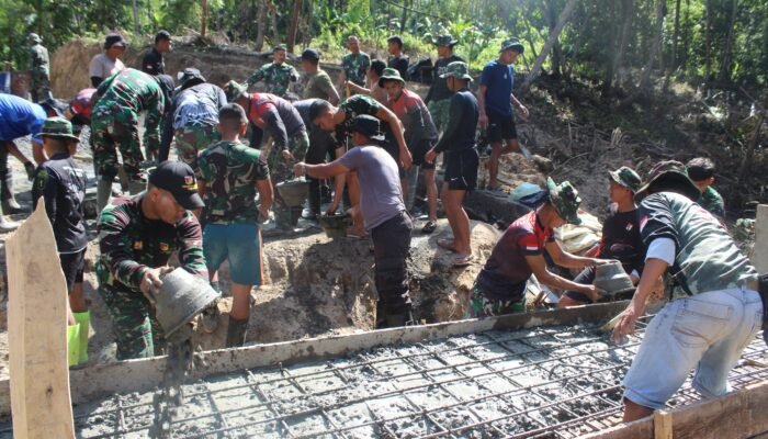Hari Minggu, Satgas TMMD Kodim Manado Tetap Bekerja Untuk Rakyat