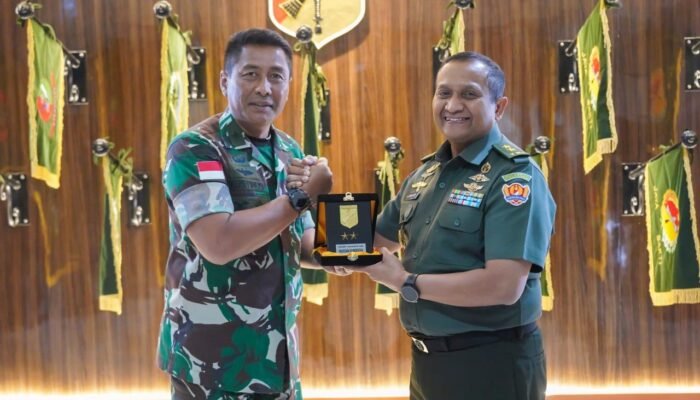 Kasdam Merdeka Terima Kunjungan Kerja Kapuskesad