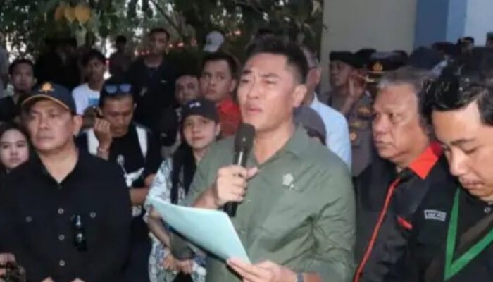 Copot Kapolri! Ini 17 Tuntutan Massa Aksi GERAM di DPRD Sulut