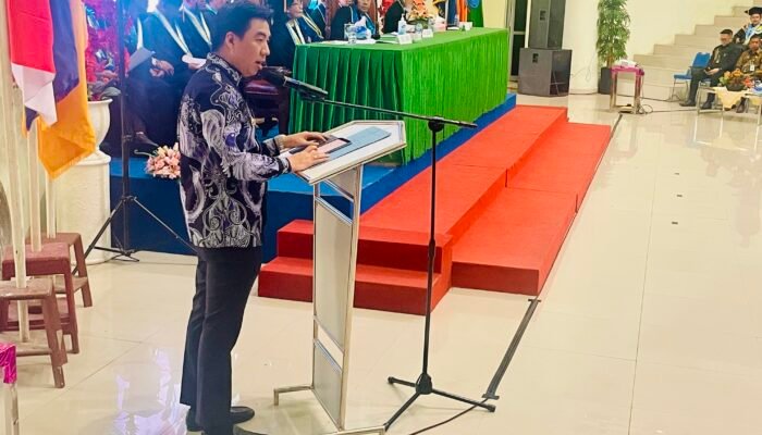 Bupati Sangihe Hadiri Wisuda Polnustar, Dorong Lulusan Jadi Motor Pembangunan Daerah