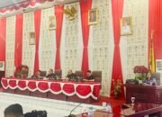 rapat paripurna