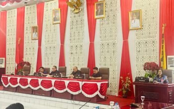 rapat paripurna