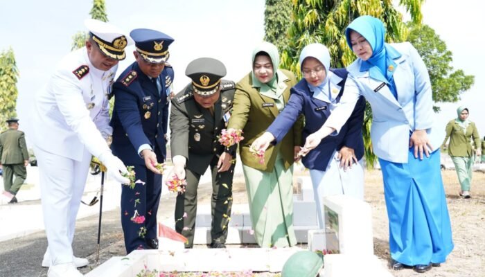 Korem 133/Nani Wartabone Ziarah Nasional HUT ke-80 TNI