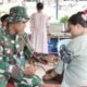 Tim Kesehatan Satgas TMMD ke-126 Kodim 1315/KG Gelar Pemeriksaan Kesehatan Secara Door to Door