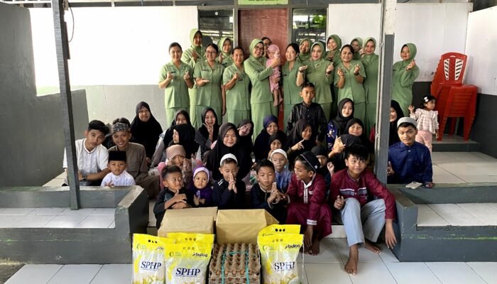 Persit Yonzipur 19/YKN Berbagi Kasih