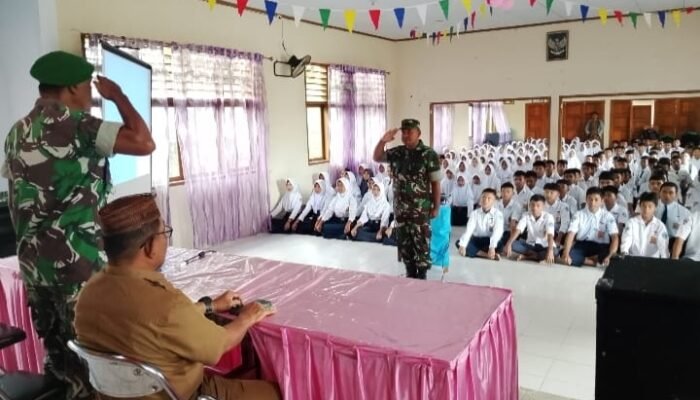Satgas TMMD ke-126 Kodim 1315/Kabupaten Gorontalo Berikan Wawasan Kebangsaan Kepada Siswa SMP Negeri 1 Telaga Biru