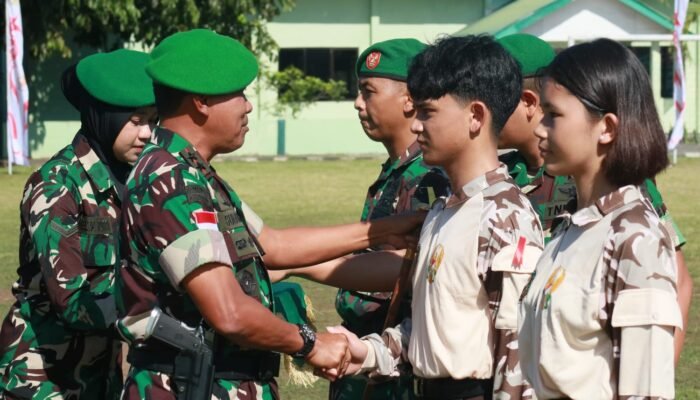 Kodam XIII/Merdeka Perkuat Karakter Generasi Muda SMK melalui Korps Kadet Republik Indonesia