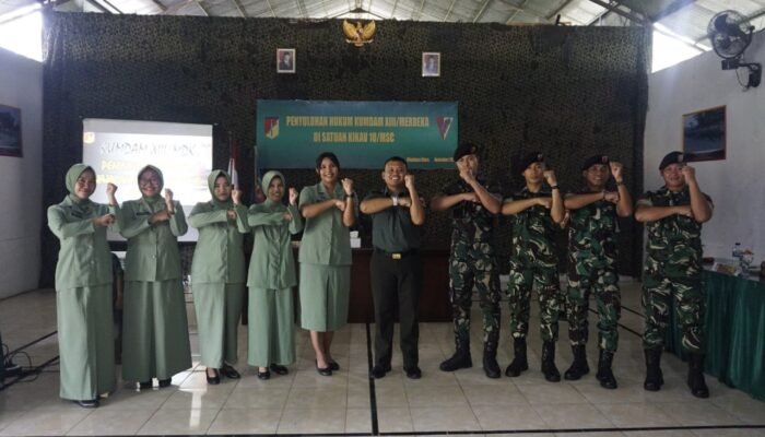 Prajurit dan Persit Kikav 10/MSC Dibekali Hukum