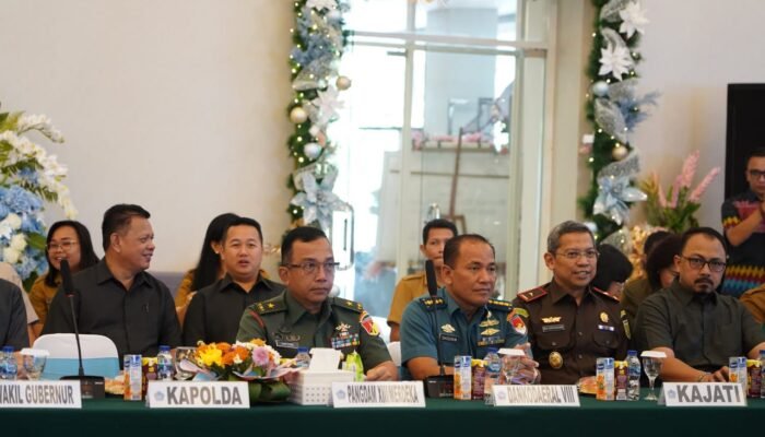 Kapoksahli Pangdam Merdeka Ikuti Diskusi Dengan Komite 1 DPD RI