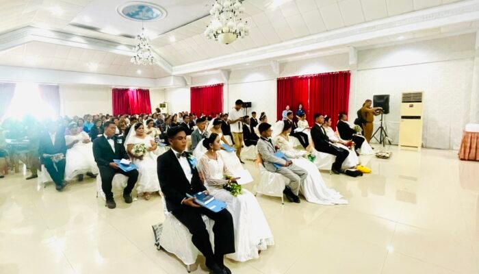 13 Pasang Diberkati dalam Pernikahan Massal, Bupati dan Ketua TP PKK Sangihe Pesan Hal Ini…