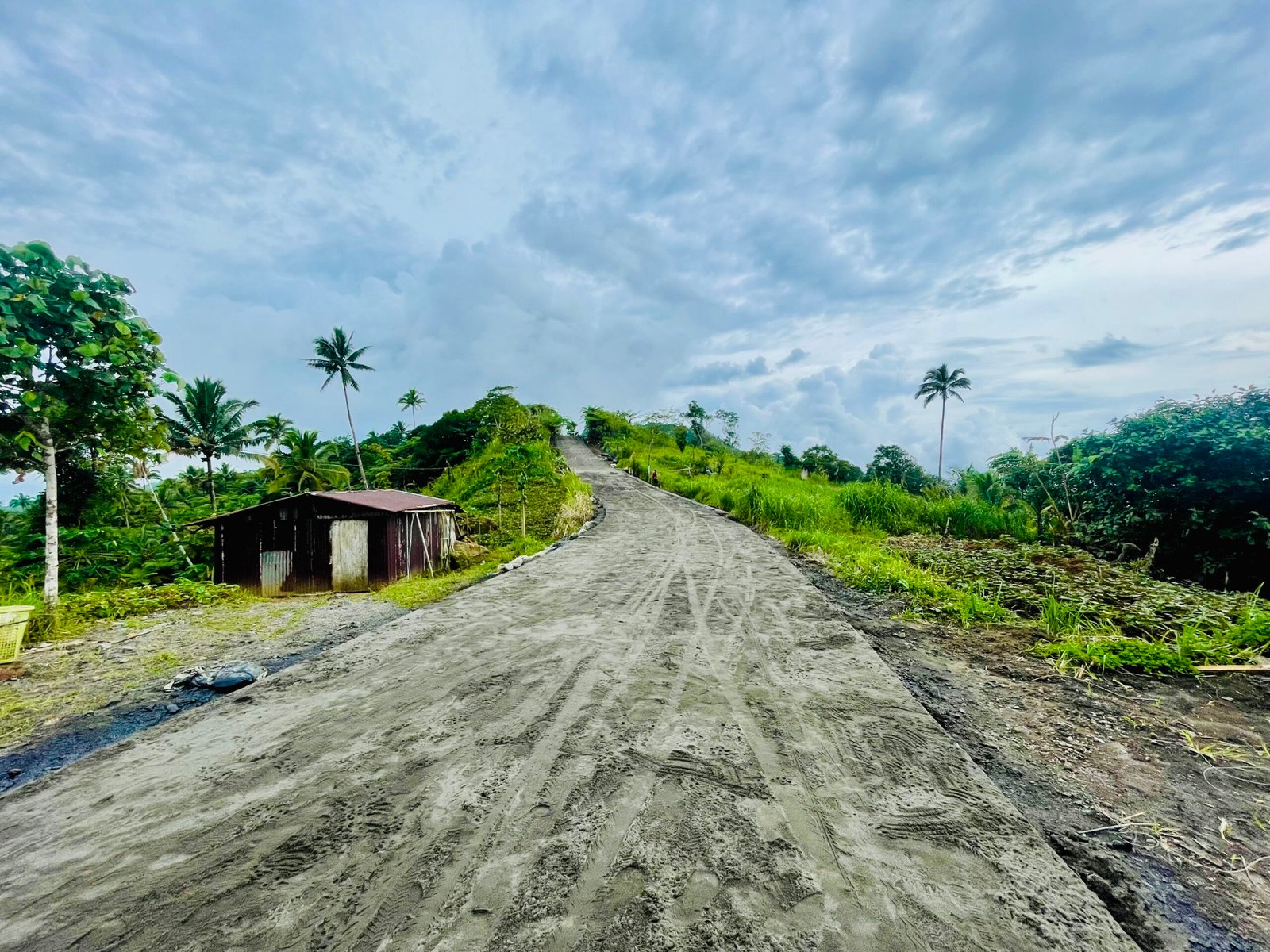 Jalan poros lenganeng bowongkulu