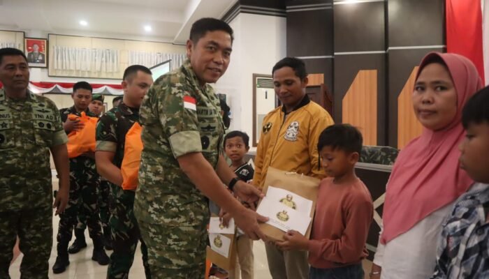 Peringati Hari Juang TNI AD, Danrem Santiago Berikan Paket Sembako