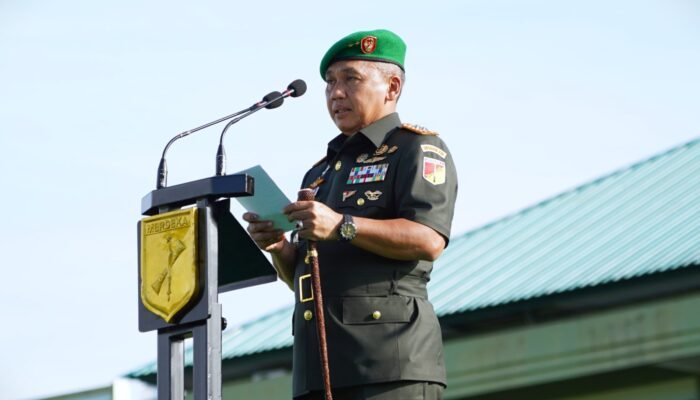 Pangdam XIII/Merdeka Tegaskan Kemanunggalan Rakyat pada Upacara Hari Juang TNI AD