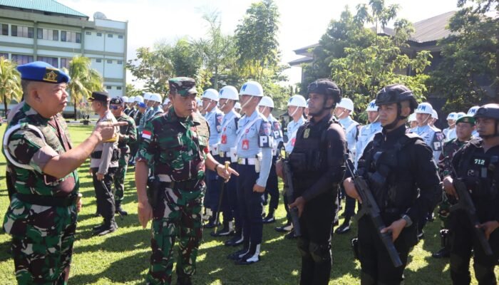 Danrem 131/Santiago Pimpin Apel Gelar Pasukan Kunker Wapres RI