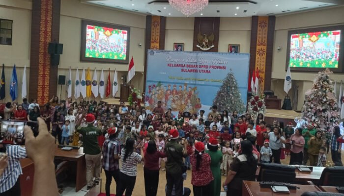 Natal Sukacita di Rumah Rakyat: Keluarga Besar DPRD Sulut Gelar Ibadah, Ingatkan Makna Keluarga dan Keselamatan