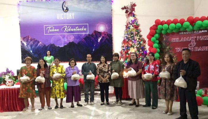 Double Celebration di Ranomerut: Sukacita Natal Berpadu Syukur HUT ke-140 Desa