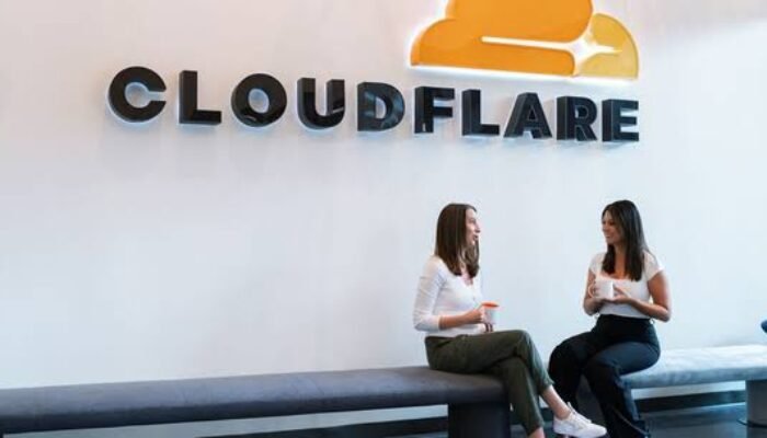 Pemblokiran Cloudflare: Kebijakan Tumpul yang Mengorbankan Ekosistem Digital Indonesia
