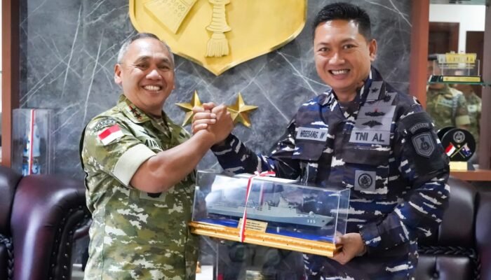 Perkuat Sinergi, Pangdam XIII/Merdeka Sambut Kunjungan Danguskamla Koarmada II