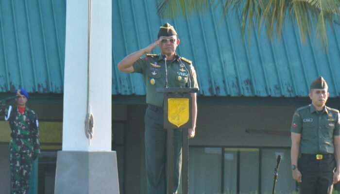 Asops Kasdam Pimpin Upacara Bendera Mingguan Kodam XIII/Merdeka