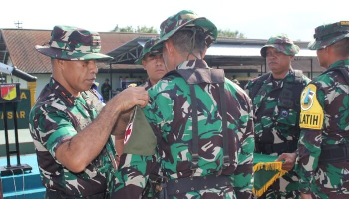 Danrindam XIII/Merdeka Buka Latihan Berganda Siswa Dikmata TNI AD