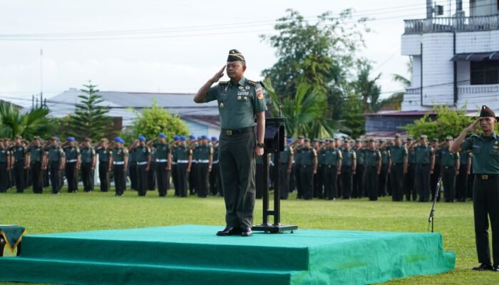 Aslog Kasdam Merdeka Pimpin Upacara Bendera, Semangat Nasionalisme Terus Dikokohkan di Makodam XIII/Merdeka
